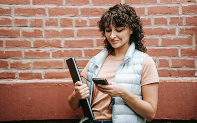 How to Print Checks Online Using a Samsung Smartphone